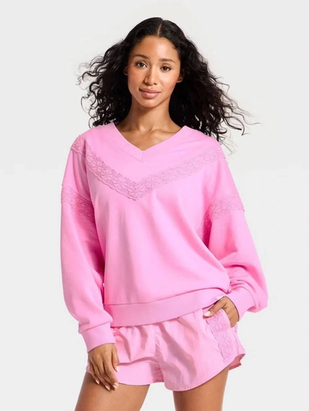 NWT Joy Lab Pink Oversized V Neck Crochet Trim Pullover Sweatshirt Women’s XL